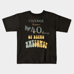 Vintage Version 40 Years of Being Awesome 40th Birthday Kids T-Shirt